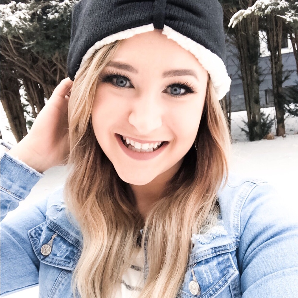 Meet your Posher, Breanna